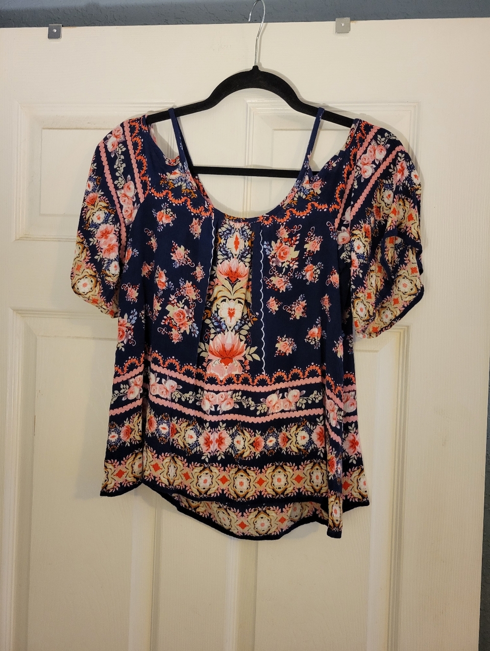 Patrons of Peace Navy Multi Floral Top Women's Cold Shoulder Lightweight Blouse